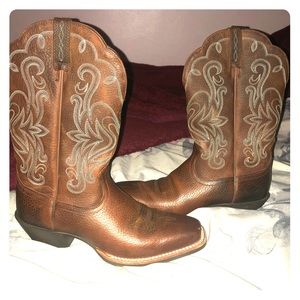 Ariat Cowgirl Boots